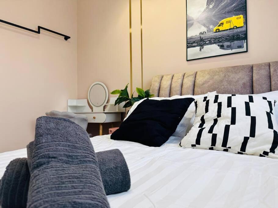 Appartement Mvc30#family 8pax 3 Sunway Velocity Mall Cheras Ikea Mytown Short Walk To Mrt & Lrt Maluri Kuala Lumpur