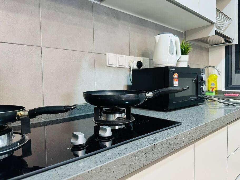 Apartemen Mvc30#family 8pax 3 Sunway Velocity Mall Cheras Ikea Mytown Short Walk To Mrt & Lrt Maluri Kuala Lumpur